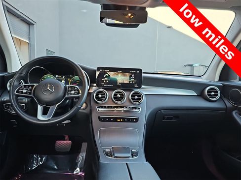 Used 2022 Mercedes-Benz GLC 300 image 14