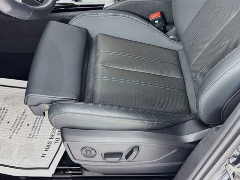 Used 2025 Audi Q5 Premium Plus w/ Premium Plus AWD/4WD image 20