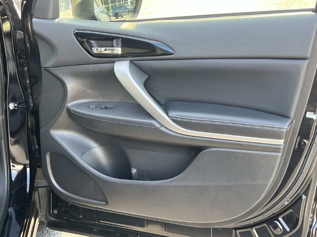 Used 2025 Mitsubishi Eclipse Cross SE AWD/4WD image 21