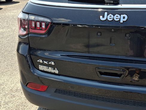 Used 2024 Jeep Compass Limited AWD/4WD image 17