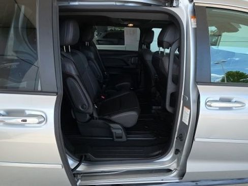 Used 2024 Toyota Sienna XSE w/ XSE Plus Package AWD/4WD image 20