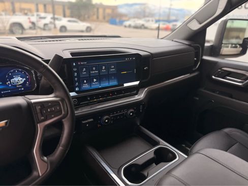 Used 2024 Chevrolet Silverado 3500 LTZ w/ LTZ Premium Package image 26