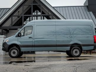 New 2026 Mercedes-Benz Sprinter 2500 video 3