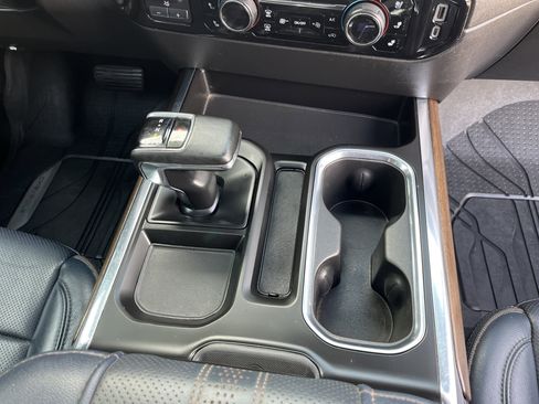 Used 2023 Chevrolet Silverado 1500 High Country w/ High Country Premium Package image 22