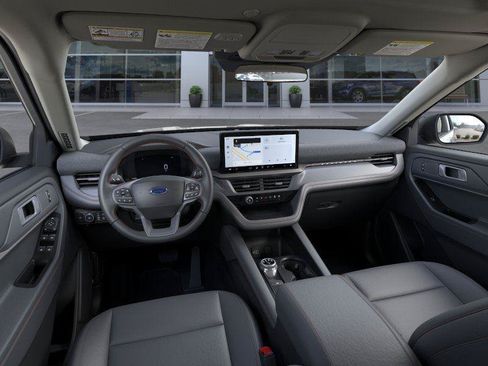 Used 2026 Ford Explorer Active w/ Active Comfort Package AWD/4WD image 9