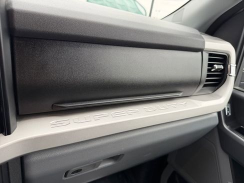 Used 2024 Ford F250 XLT image 20