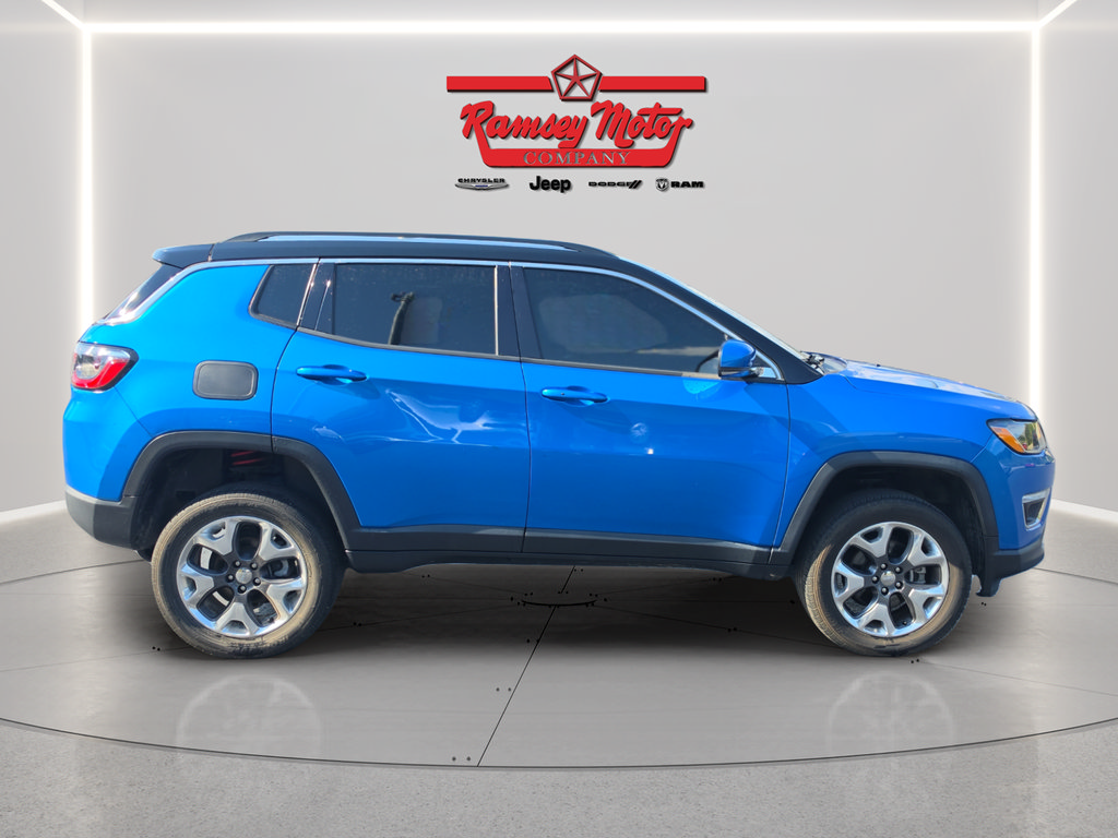 Used 2018 Jeep Compass Limited AWD/4WD image 6