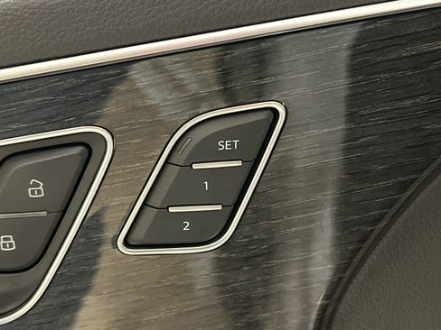 Used 2022 Audi Q7 Premium Plus image 20