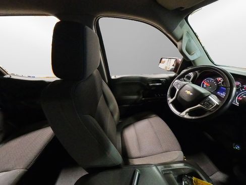 Used 2019 Chevrolet Silverado 1500 LT w/ All-Star Edition image 41