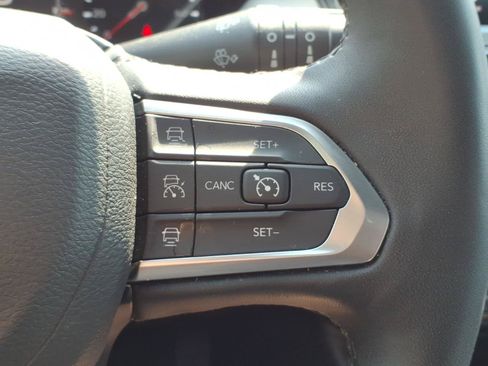 Used 2025 Jeep Compass Limited AWD/4WD image 22