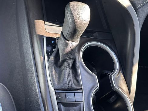 Used 2022 Toyota Camry LE image 31