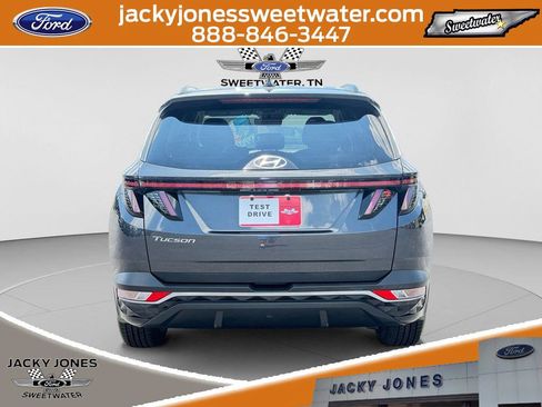 Used 2023 Hyundai Tucson SEL FWD image 4