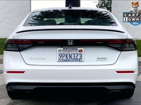 Used 2024 Honda Accord Sport image 4