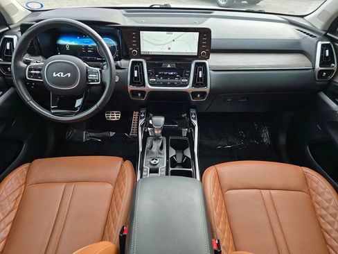 Used 2023 Kia Sorento SX Prestige image 5