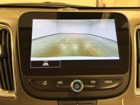 Used 2024 Chevrolet Malibu LT FWD image 38