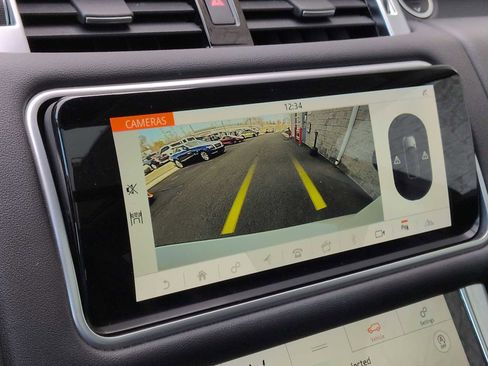 Used 2019 Land Rover Range Rover Sport HSE image 32