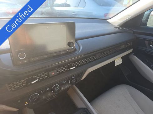 Used 2023 Honda Accord EX image 12
