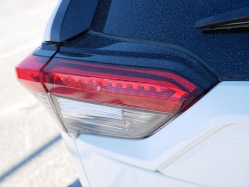 Used 2023 Toyota RAV4 LE image 17