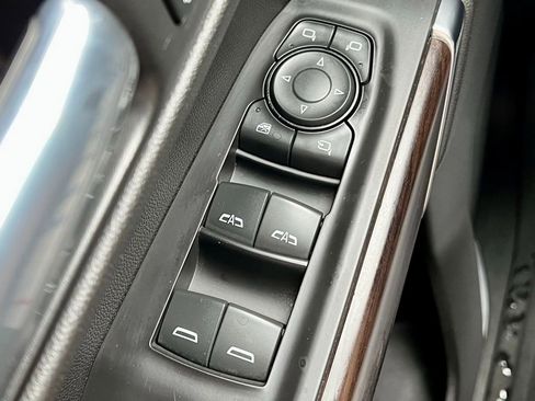 Used 2021 GMC Sierra 1500 SLT w/ SLT Premium Package image 28