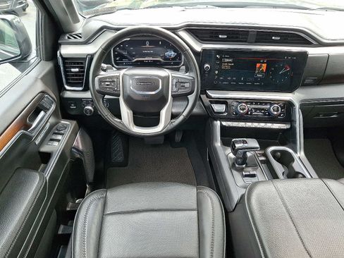 Used 2024 GMC Sierra 1500 Denali w/ Denali Reserve Package AWD/4WD image 11