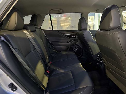 Used 2024 Subaru Outback Limited image 12