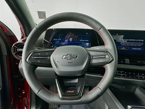 New 2026 Chevrolet Equinox RS w/ Convenience Package III AWD/4WD image 12