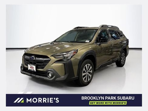 Used 2024 Subaru Outback Premium AWD/4WD image 1