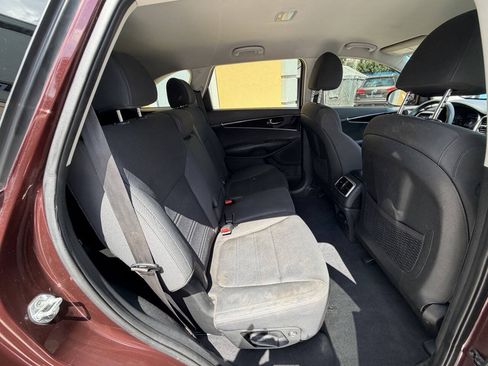 Used 2020 Kia Sorento FWD V6 image 17