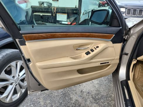 Used 2013 BMW 535i Sedan image 16