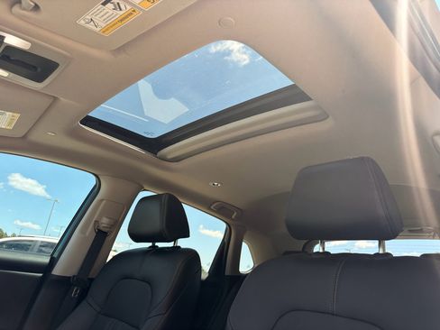 Certified 2024 Honda HR-V EX-L image 24