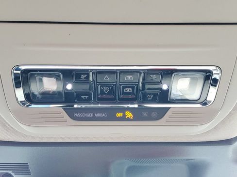 Used 2025 Lincoln Corsair AWD w/ Equipment Group 101A image 35