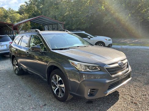 Used 2020 Subaru Outback Limited w/ Popular Package #2 AWD/4WD image 3