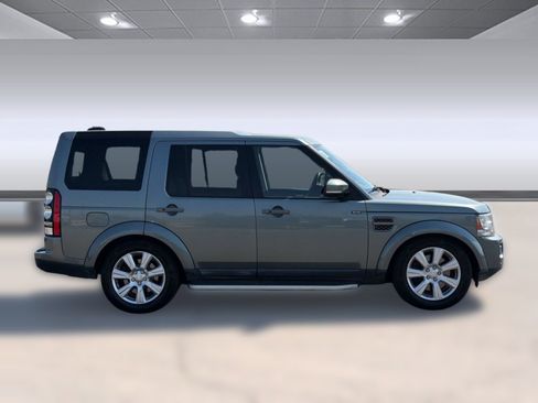 Used 2016 Land Rover LR4 HSE AWD/4WD image 8