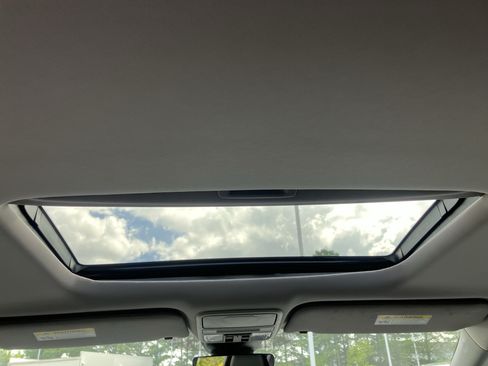 Certified 2024 Honda Odyssey EX-L image 34
