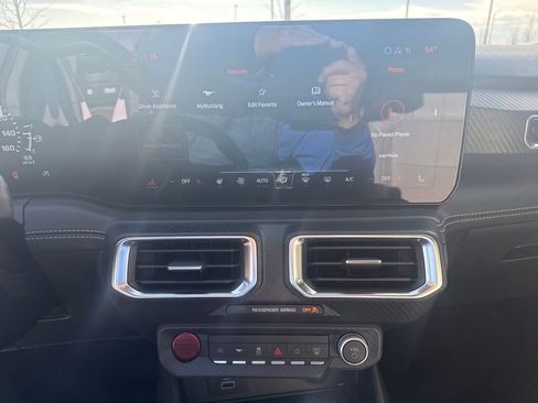 Used 2024 Ford Mustang GT Premium image 19