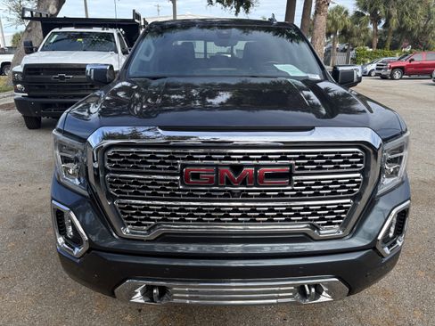 Used 2020 GMC Sierra 1500 Denali w/ Technology Package image 2