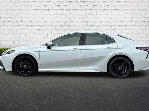 Used 2021 Toyota Camry XSE image 7