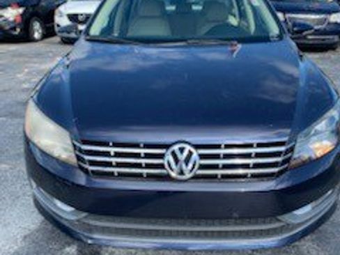Used 2012 Volkswagen Passat 2.5 SEL Premium image 2