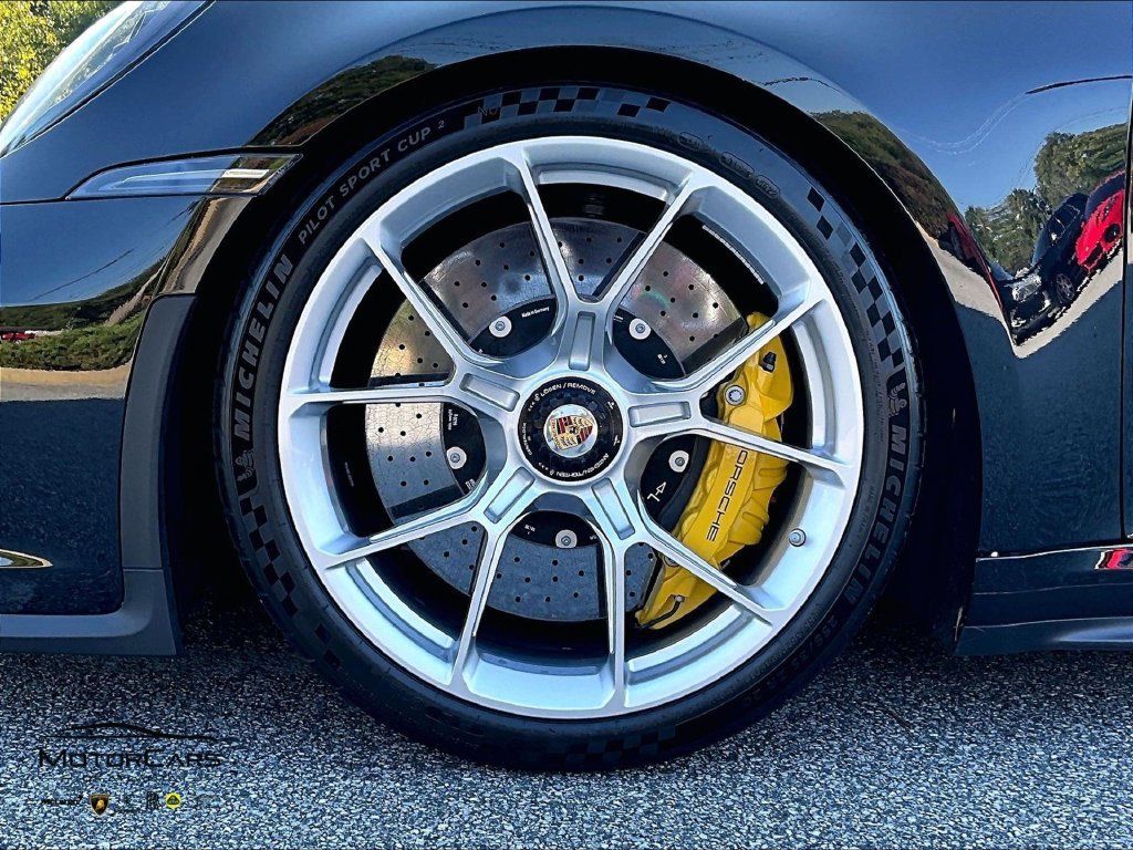Used 2022 Porsche 911 GT3 RWD image 9