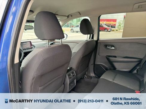 Used 2021 Nissan Rogue SV FWD image 21