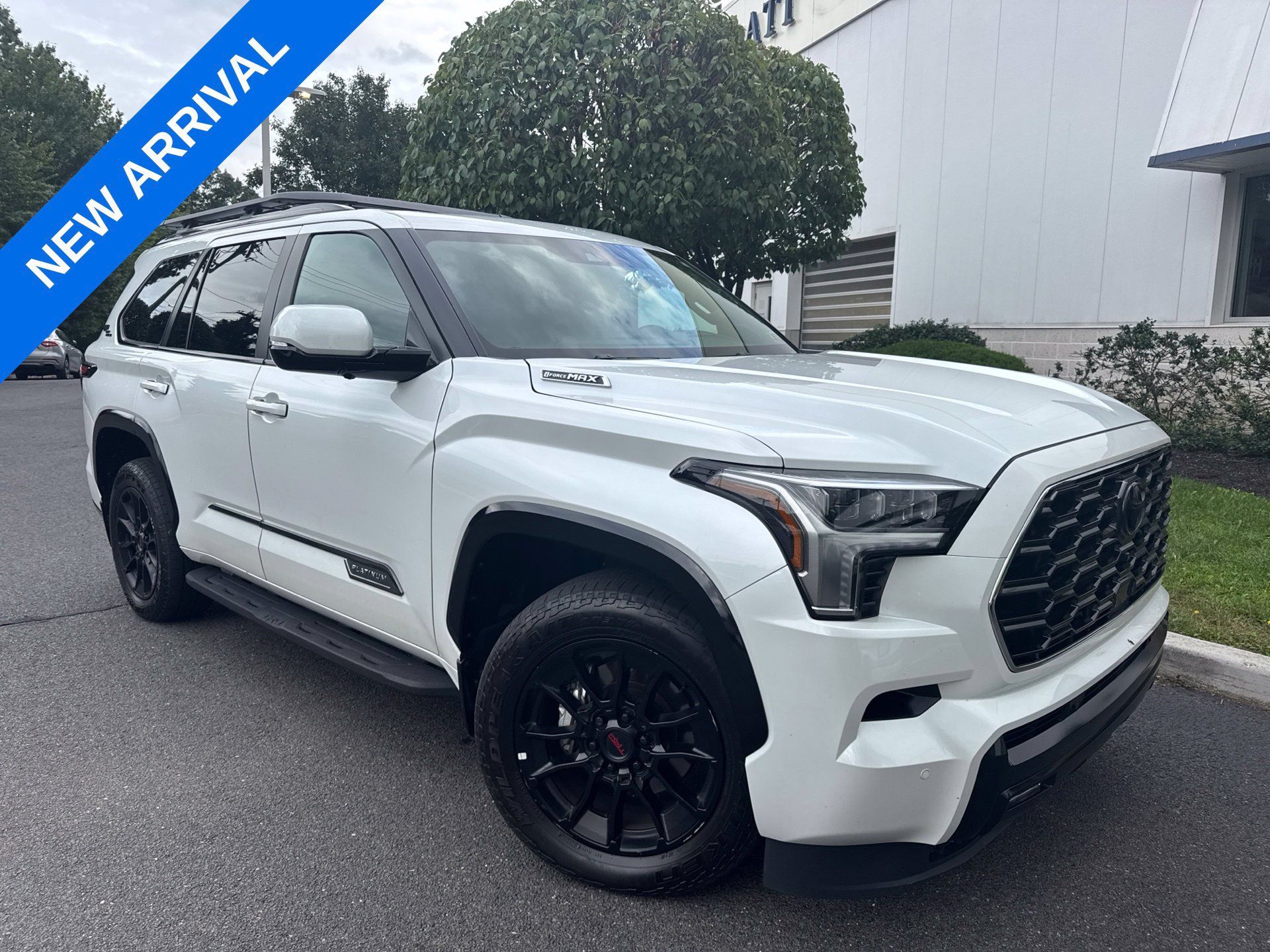Used 2025 Toyota Sequoia Platinum w/ TRD Off-Road Package AWD/4WD image 1