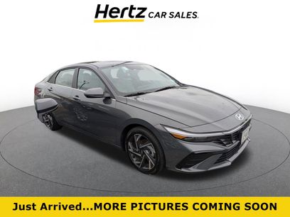 Used 2025 Hyundai Elantra Limited
