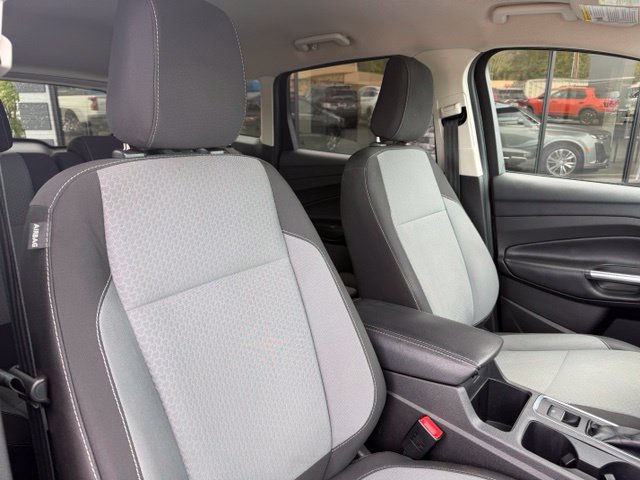 Used 2018 Ford Escape SE w/ SE Sync 3 Package AWD/4WD image 20