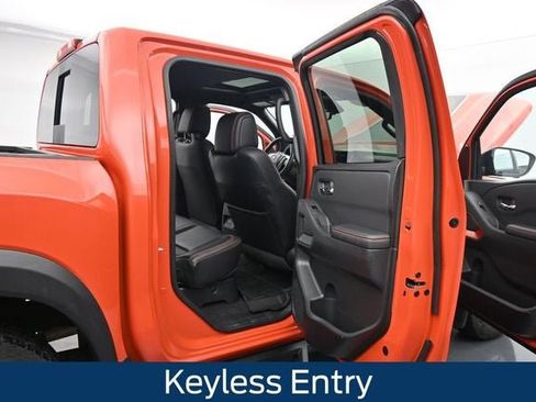 Used 2025 Nissan Frontier PRO-4X w/ Pro Premium Package AWD/4WD image 13