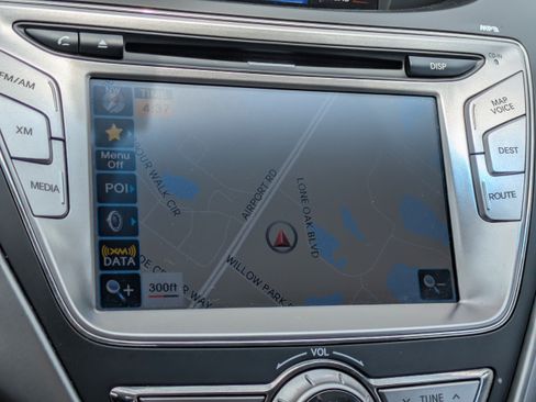 Used 2013 Hyundai Elantra Limited w/ Technology Pkg FWD image 21