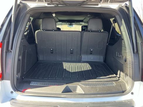 Used 2024 GMC Yukon XL Denali Ultimate image 11