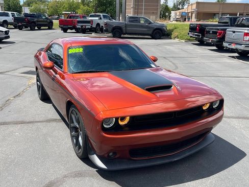 Used 2022 Dodge Challenger GT w/ Blacktop Package RWD image 5