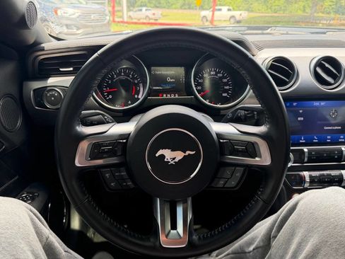 Used 2022 Ford Mustang Premium RWD image 12