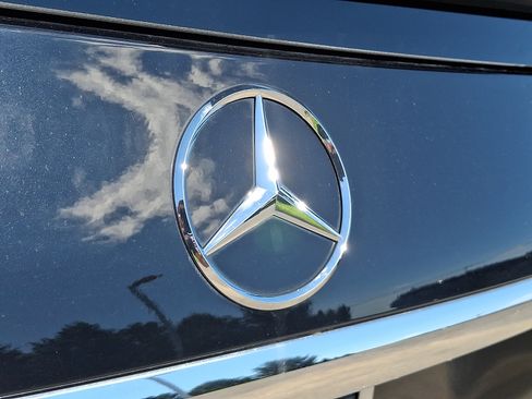 Used 2023 Mercedes-Benz GLS 450 4MATIC image 35