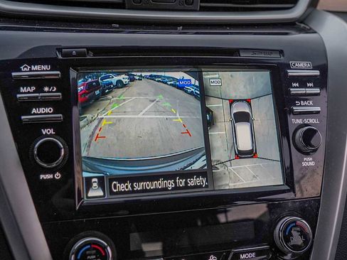 Used 2016 Nissan Murano Platinum image 16